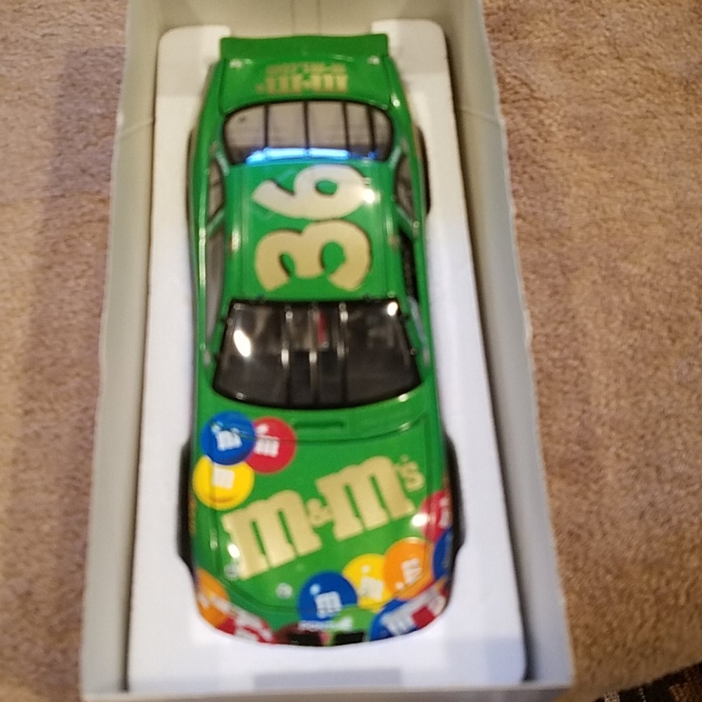 BNIB 2000 Action Collectible #36 M&M - Picture 5 of 13